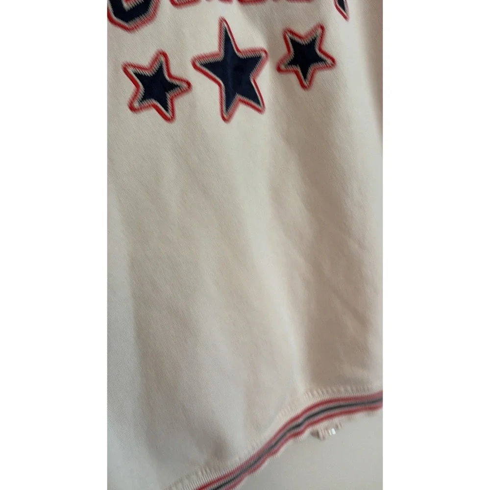 Tommy Hilfiger small snag